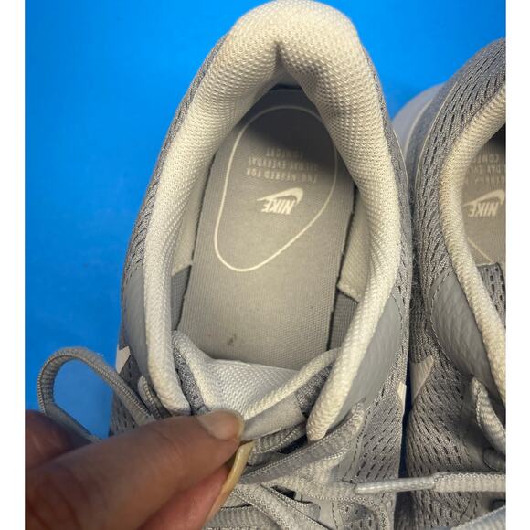 Nike Womens Tanjun  Gray White Athletic Running Shoes Sneakers Size 7 - Picture 9 of 10